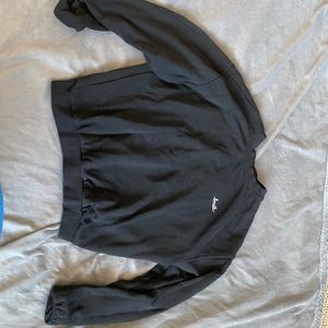 Black cropped sweatshirt